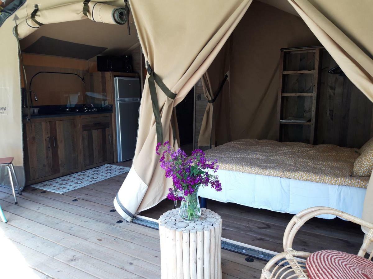 Отель Camping La Boheme Турнон-сюр-Рон Экстерьер фото